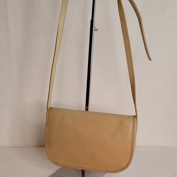 Vintage Distressed Calvin Klein Crossbody Bag - Picture 4 of 9
